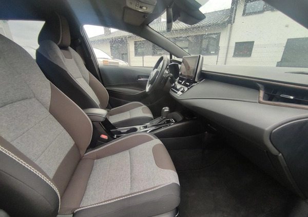 Toyota Corolla cena 138800 przebieg: 19405, rok produkcji 2022 z Jasło małe 137